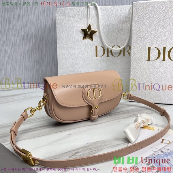 #��� �ٺ� �̽�Ʈ-����Ʈ�� 18812-105