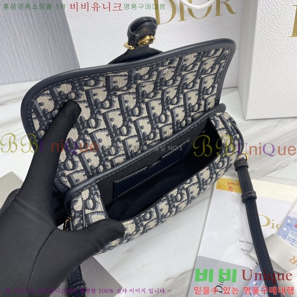 #��� �ٺ� �̽�Ʈ-����Ʈ�� 18812-200