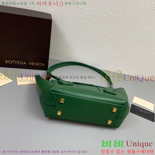 ���װ� ����Ÿ �Ƹ��� ��Ʈ�� S06005-1-3