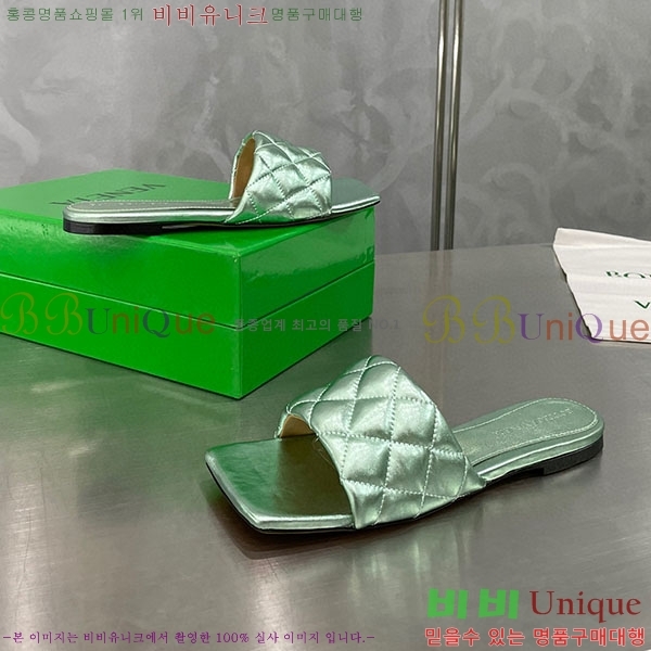 ���װ�����Ÿ �е�� �÷� ���� BV958122-3