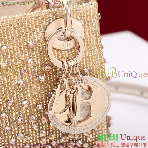 #��� ���̵�� ����ũ�� M0856-301