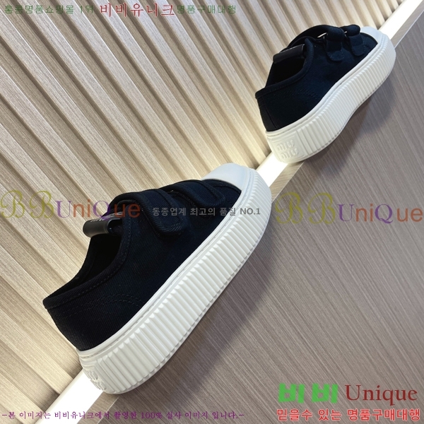 ���� �̿�̿� ����Ŀ�� M955422