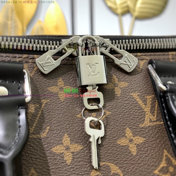 #���̺��� Ű�� �ݵѸ��� 45 M56711-2000