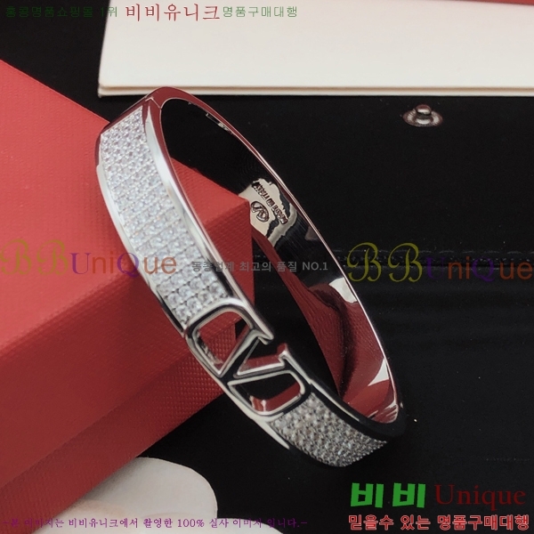 �߷�Ƽ�� ���� S925 18VA24123-1