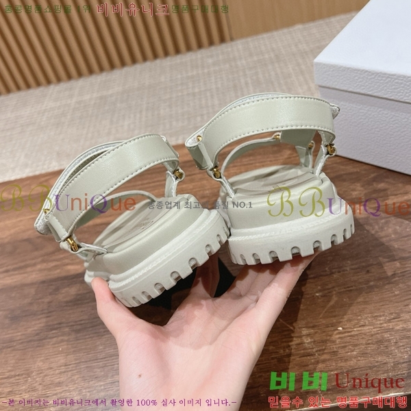 ��� D-���̺� ���� D5656241-4