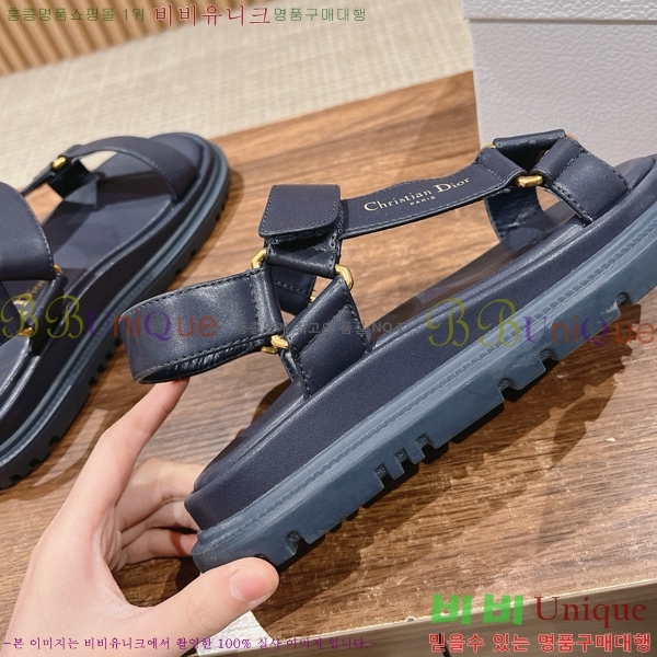 ��� D-���̺� ���� D5656241-8