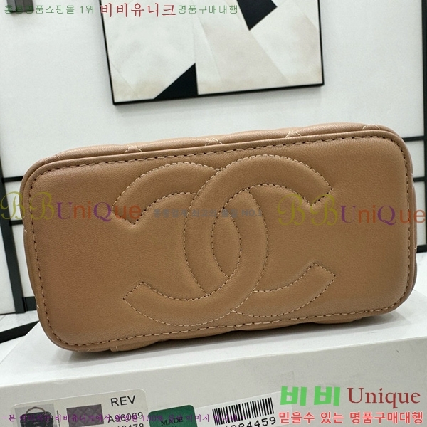 #���� �ڽ���ƽ �̴� ü�ι� A96069-104