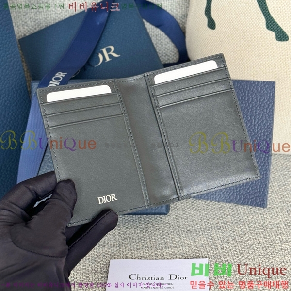 #��� ������ CD������ ī������ 2ESCH138-122