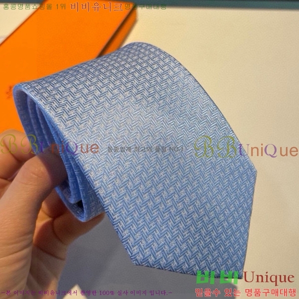 #�����޽� ��Ÿ�� HE555582-2