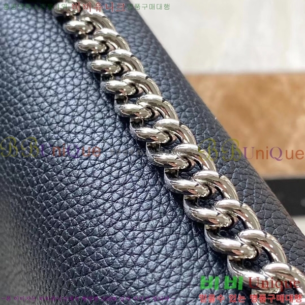 #���̺��� ���̶��� ü�ι� M51418-500