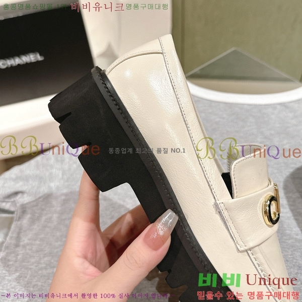 ���� ���� ���� CH704198-3