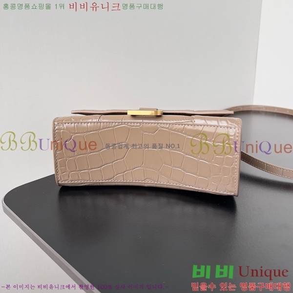 #�߷��þư� �ƿ��۷��� XS ž �ڵ� �� 5928331-111