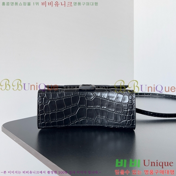 #�߷��þư� �ƿ��۷��� XS ž �ڵ� �� 5928331-103