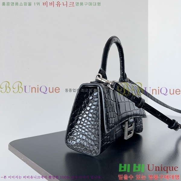 #�߷��þư� �ƿ��۷��� XS ž �ڵ� �� 5928331-101