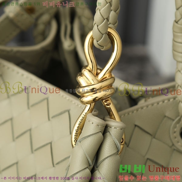 ���װ�����Ÿ �ȵ�Ƹ� �Ķ�Ʈ 796569-2004