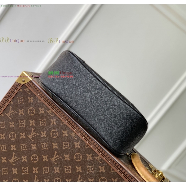 #���̺��� �������� �ҷδ� ũ�ν��� M45831-101