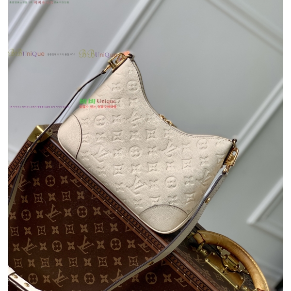 #���̺��� �������� �ҷδ� ũ�ν��� M45831-102