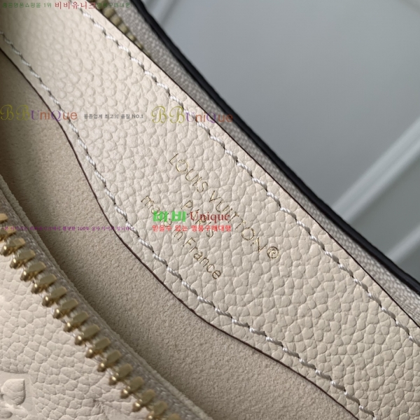 #���̺��� �������� �ҷδ� ũ�ν��� M45831-102