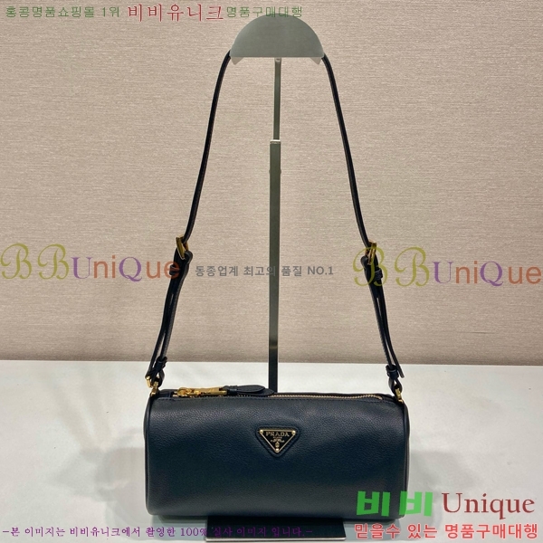 #����� �ﰢ �ΰ� ũ�ν��� 1BC239-102