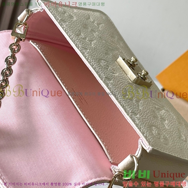 #���̺��� ���� �� ü�� ��Ƽ�� WOC ũ�ν��� M82836-501