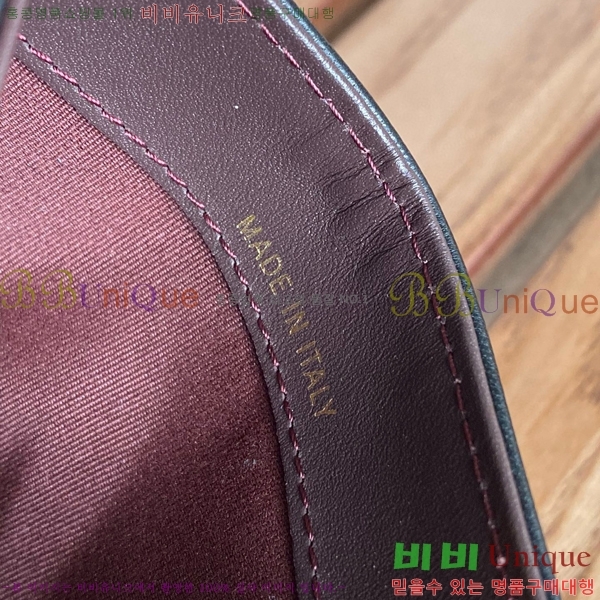 #���� Ŭ���� ī�� Ȧ�� AP0213-101