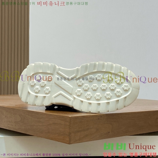 ���� �����޽� ����ž ����Ŀ�� HE897211-7