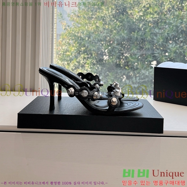 �˷������ ���� AW19752-3 �� 7CM