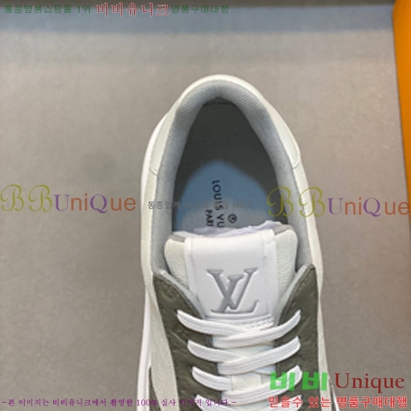 ���� ���̺��� ����Ŀ�� 40LV47521422-4