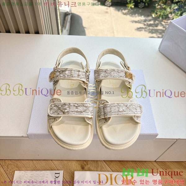 ���� ��� ��� ���� D2466049-4