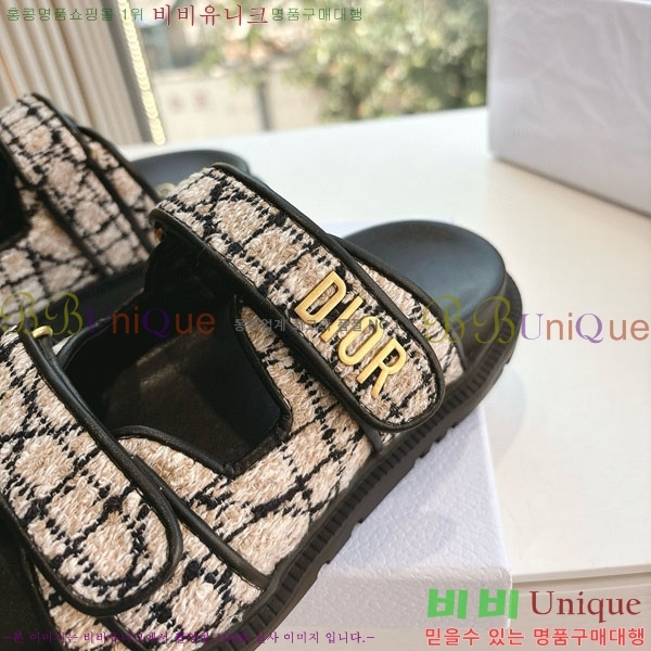 ���� ��� ��� ���� D2466048-2