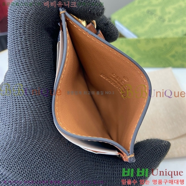 #���� ī�� ���̽� ��Ʈ�� 819121-111