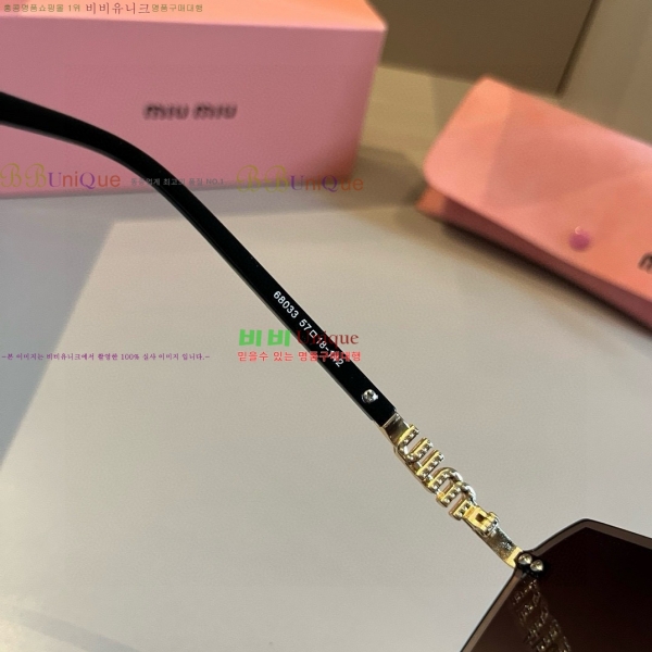 �̿�̿� ���۶� M2456582-1