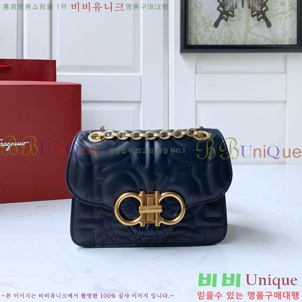 #��󰡸� ��ġ�� �ΰ� ũ�ν��� 21H153-1304 ���̺�