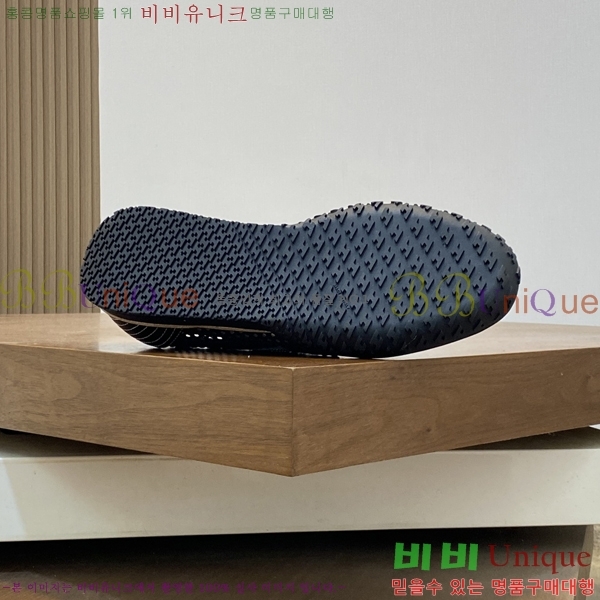 ���� �����޽� ����Ŀ�� HR599103-1