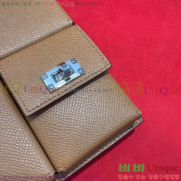 #�����޽� �̸� ��Ƽ ���� �� �� �Ŀ�ġ HE422407-8