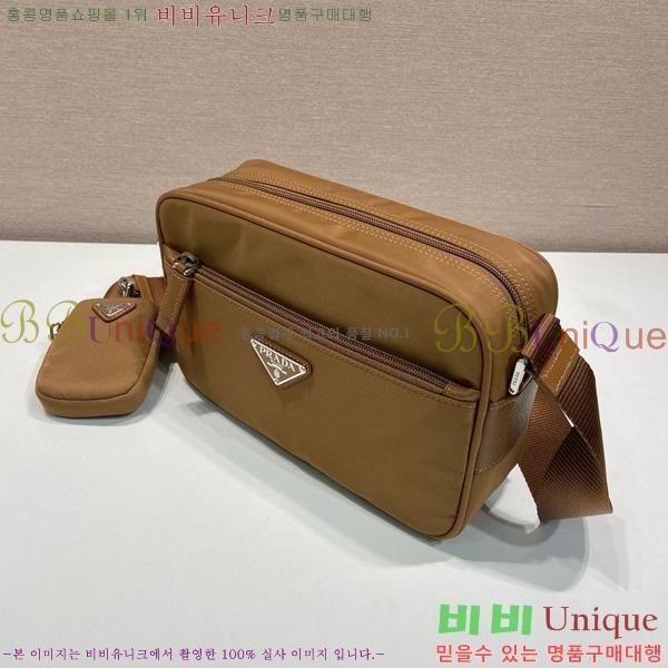 #����� ���ڳ� �ﰢ�ΰ� ī�޶�� 1BC167-105