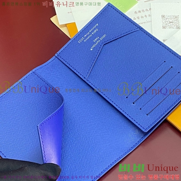 #���̺��� �н���Ʈ Ŀ�� M25967-102