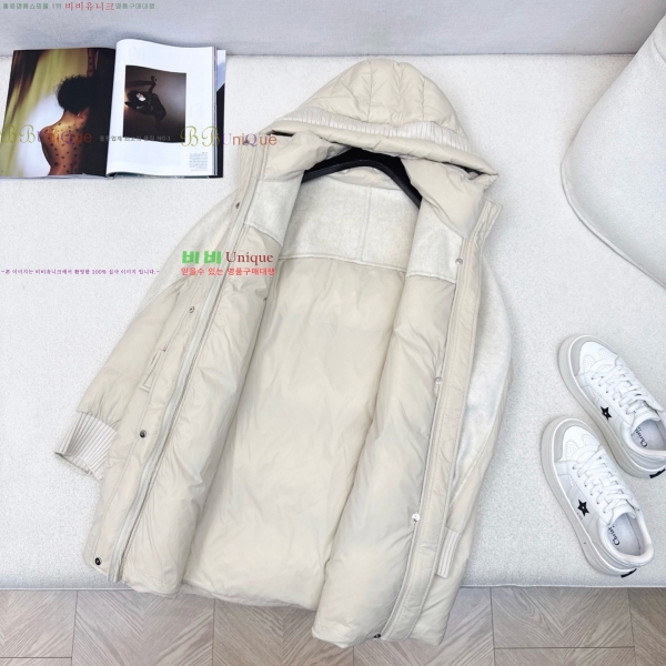 ���� ��**�� �� �ٿ� �е� MAXM230823-11