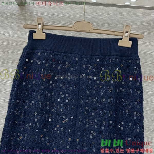 ���� ���ڷ� ��ġ�ڸ� ��ĿƮ BC2334011-9