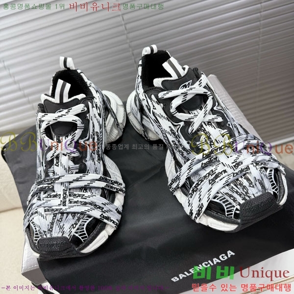 �߷��þư� 3XL Ʈ���̳� ����Ŀ�� BLA356602-1