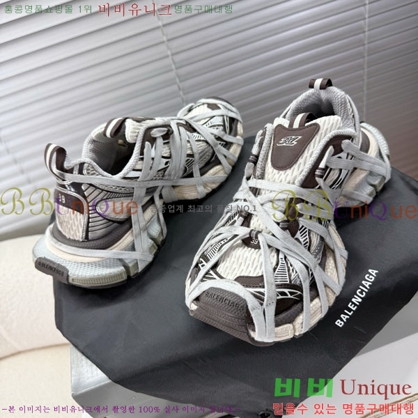 �߷��þư� 3XL Ʈ���̳� ����Ŀ�� BLA356602-8