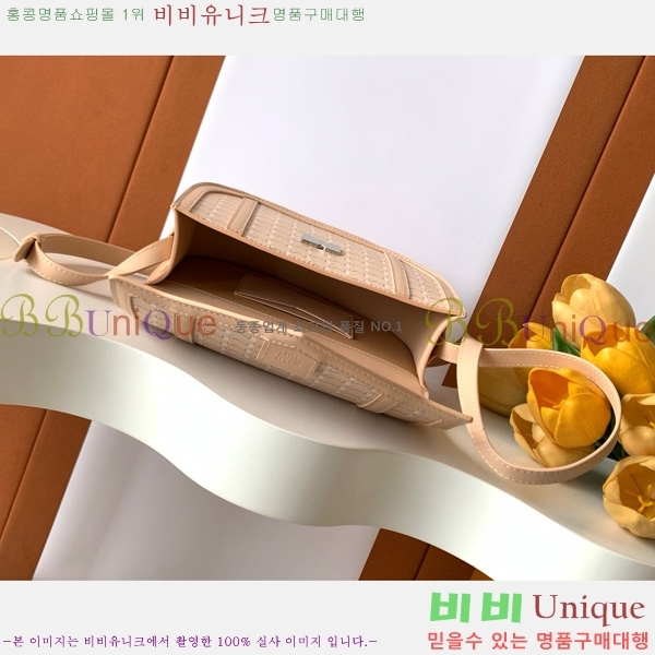 #���̳� ���̽��� M8021-101