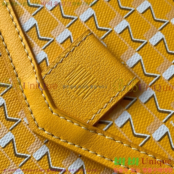 #���̳� ���̽��� M8021-106