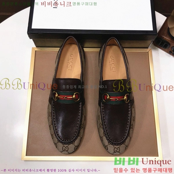 ���� ���� ���� 3G677905