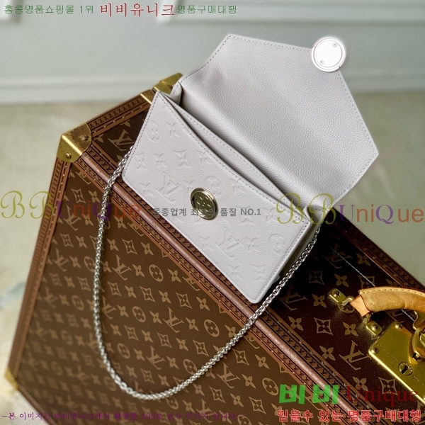 #���̺��� ���� �� ü�� ���� ũ�ν��� M13570-101