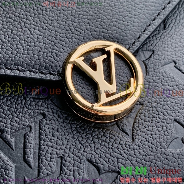 #���̺��� ���� �� ü�� ���� ũ�ν��� M13569-101