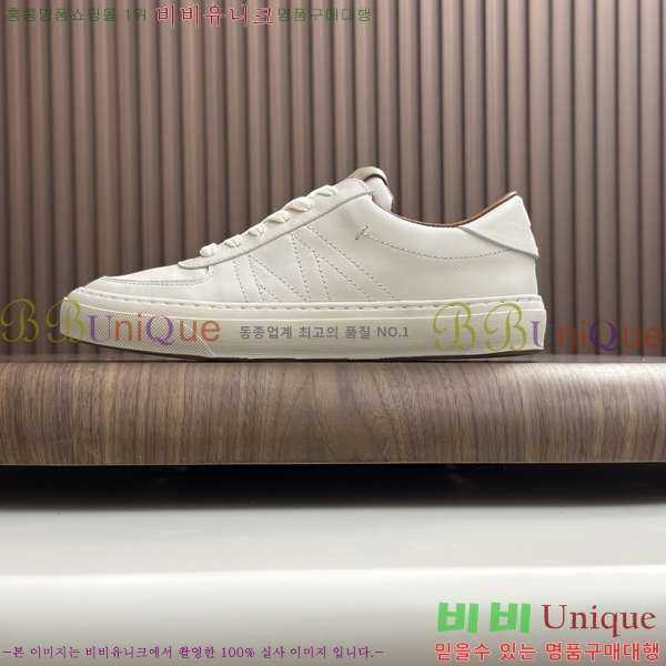 ���� ��**�� ����Ŀ�� MO286904-2