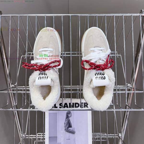 ���� �̿�̿� �þ �� ����Ŀ�� 36MU25101611-7