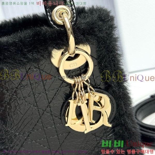 #��� ���̵�� �̴� M0505-2001