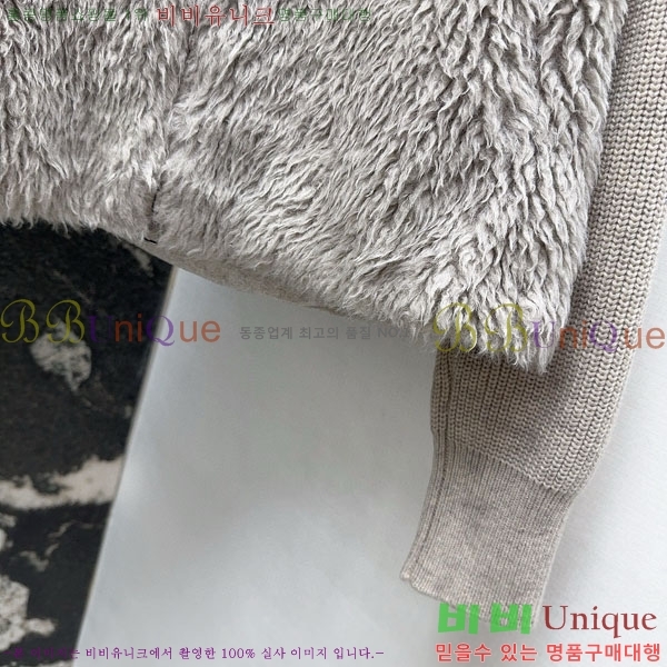 ���� ���ڷ� ��ġ�ڸ� �ٿ� �е� BC334560-2